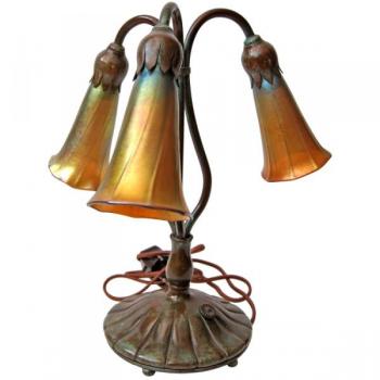 Tischlampe - patinierte Bronze - Tiffany - 1900